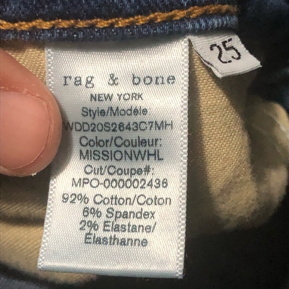 Rag & Bone Jeans Women's 25 Dre Low Rise Slim Boyfriend in Mission with Holes - Picture 4 of 6